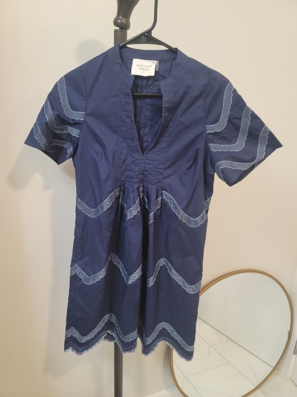 Tuckernuck Hyacinth House Navy Embroidered Weston Mini Dress Sz Small